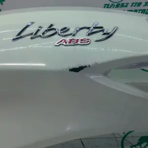 Foto de Carcasa lateral trasera izquierda Piaggio liberty 125 i 2023 referencia 60-26-49253 foto 4