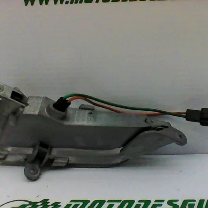 Foto de Intermitente delantero izquierdo Kymco People`s125 referencia 34-16-18661