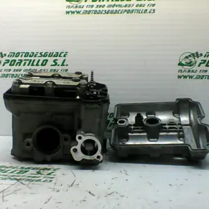 Foto de Culata Suzuki V Strom 650 referencia 144-19-21251 foto 2