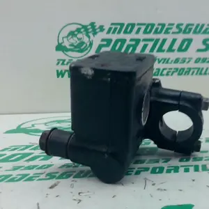 Foto de Bomba de freno delantero Suzuki RV 125 referencia 146-23-44909 foto 2