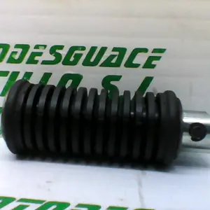Foto de Reposapies trasero izquierdo Suzuki Marauder 250 referencia 193-21-33297 foto 2