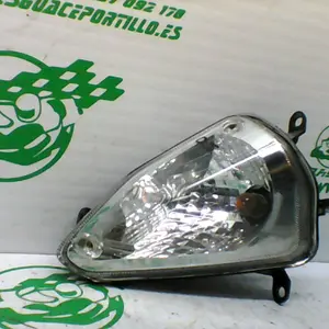 Foto de Intermitente delantero izquierdo Daelim S2 125 referencia 318-22-42158 foto 5
