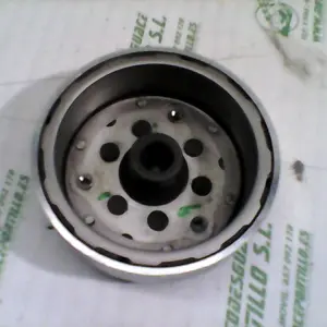 Foto de Plato magnetico Honda LEAD 100 referencia 136-17-32290 foto 2