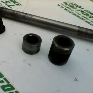 Foto de Eje de rueda trasera Honda CB 450 DX referencia 277-18-18574 foto 4