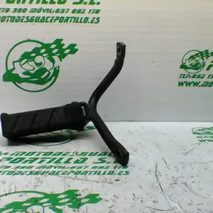 Foto de Estribera trasera derecha con reposapies Honda ARROBA 125 referencia 372-21-38136 foto 4