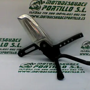 Foto de Estribera trasera izquierda con reposapies Honda Pcx 125 referencia 181-23-46242 foto 6