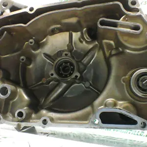 Foto de Tapa de encendido con bomba de agua Suzuki Burgman 125 referencia 369-19-31619 foto 7