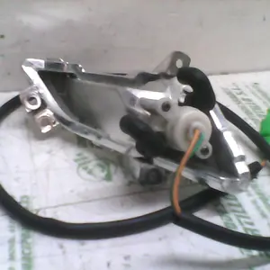 Foto de Intermitente delantero izquierdo Peugeot TWEET 125 15-18 referencia 8-24-47021
