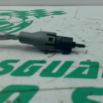 Foto de Sensor de freno delantero Suzuki Estilete 50 referencia 161-20-46773