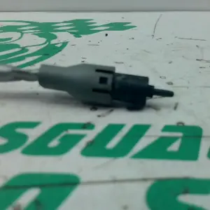 Foto de Sensor de freno delantero Suzuki Estilete 50 referencia 161-20-46773 foto 1