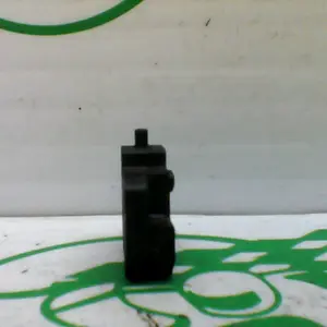 Foto de Sensor de freno trasero Peugeot TWEET 125 15-18 referencia 8-24-47018 foto 2