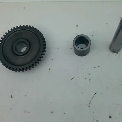 Foto de Piñón del motor de arranque Suzuki RV 125 referencia 146-23-44534