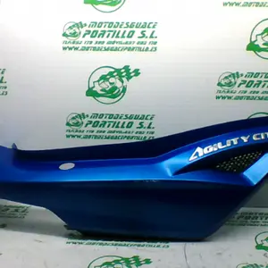 Foto de Carcasa bajo asiento derecho Kymco AGILITY CITY 125 I referencia 245-21-30870 foto 7