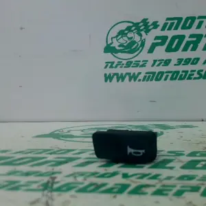 Foto de Interruptor de claxon Piaggio liberty 125 i 2023 referencia 531-24-48924