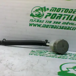 Foto de Depósito del líquido de frenos Honda SH MODE referencia 413-21-32564 foto 2
