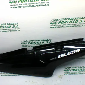 Foto de Carcasa lateral trasera izquierda Suzuki V Strom 650 referencia 144-19-21122 foto 5