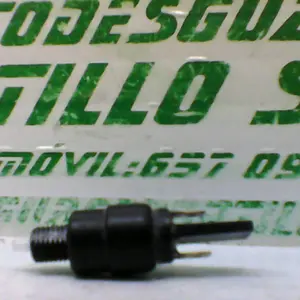 Foto de Sensor de freno delantero Aprilia ARRECIFE 200 referencia 275-19-23369 foto 3