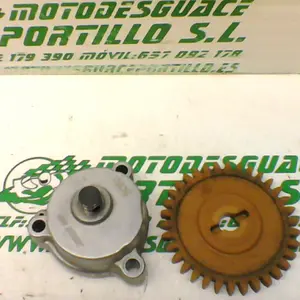 Foto de Bomba de aceite Suzuki V Strom 650 referencia 144-19-21224 foto 3