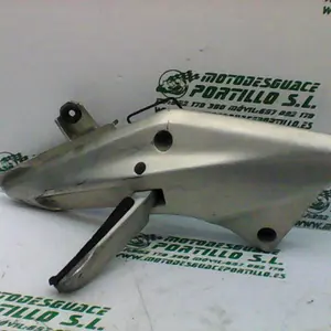 Foto de Reposapies trasero Honda Silver wing 600 referencia 122-19-20084 foto 3
