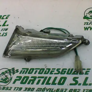Foto de Intermitente delantero derecho Kymco People`s125 referencia 34-16-18660 foto 2