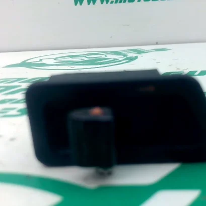 Foto de Interruptor de intermitente Honda PS 125 referencia 106-24-47780
