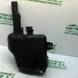 Foto de Depósito de aceite Vespa LX 50 2T referencia 321-20-28522 foto 3