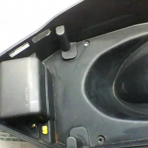 Foto de Porta-casco Sym CITYCOM 300 I referencia 246-19-22958 foto 1