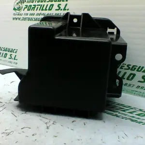Foto de Caja batería Yamaha Cygnus x 125 referencia 256-19-22836 foto 16