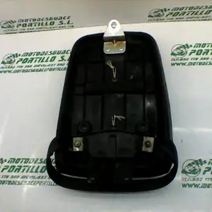 Foto de Asiento trasero Suzuki Marauder 125 referencia 46-19-17581 foto 5