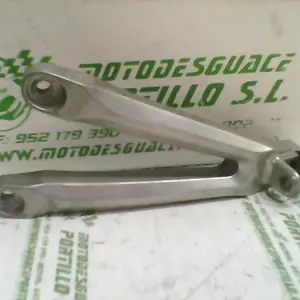 Foto de Estribera trasera izquierda Honda CBR 600 R referencia 98-20-38182 foto 2