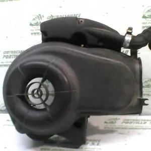 Foto de Tapa de encendido Vespa Lx50 4T referencia 336-19-24520 foto 6