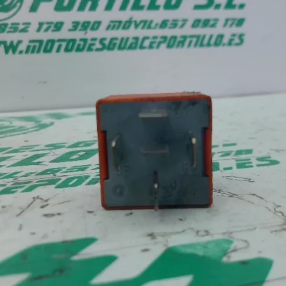 Foto de Relé Peugeot Ludix 50 referencia 35-24-47143