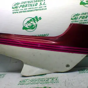 Foto de Carcasa lateral derecha Kawasaki Gpz 500 referencia 132-18-43216 foto 3
