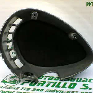 Foto de Embellecedor lateral derecho Yamaha YBR 125 i referencia 118-19-19816 foto 6