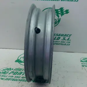 Foto de Llanta delantera Vespa LX 125 referencia 448-23-47118 foto 2