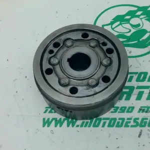 Foto de Plato magnetico Yamaha XMAX 250 referencia 112-23-45211 foto 10