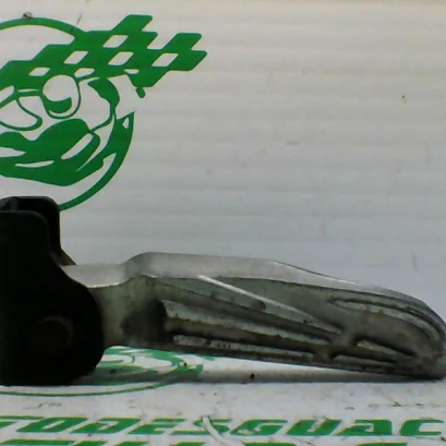 Foto de Estribera trasera derecha con reposapies Peugeot tweet 125 referencia 419-22-40530