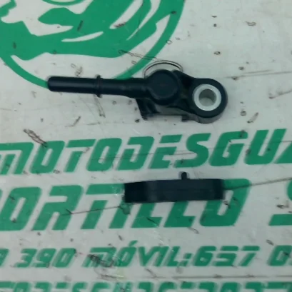Foto de Conector del inyector Yamaha N MAX 125 referencia 394-23-46417
