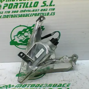 Foto de Intermitente delantero derecho Kymco GRAND DINK 125 referencia 225-22-40022 foto 1