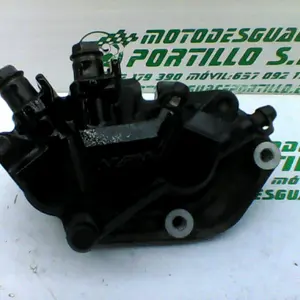 Foto de Pinza de freno delantera Suzuki SIXTEEN 125 referencia 281-18-19633 foto 4