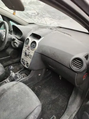 Foto de SALPICADERO OPEL CORSA D 1.3 16V CDTI (75 CV / 55 KW) referencia 13356103 foto 2