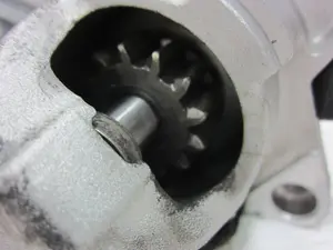 Foto de MOTOR ARRANQUE NISSAN PULSAR (C13M) referencia 233004979R foto 3