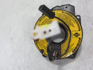 Foto de ANILLO AIRBAG NISSAN MICRA (K11) 1.0 16V CAT (54 CV / 40 KW) referencia 255549F000 foto 2