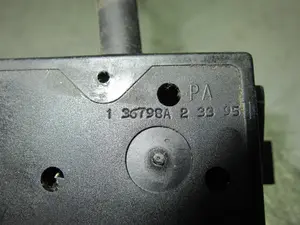 Foto de MANDO LIMPIA NISSAN SERENA (C23M) 2.3 Diesel (75 CV / 55 KW) referencia 136798A foto 3