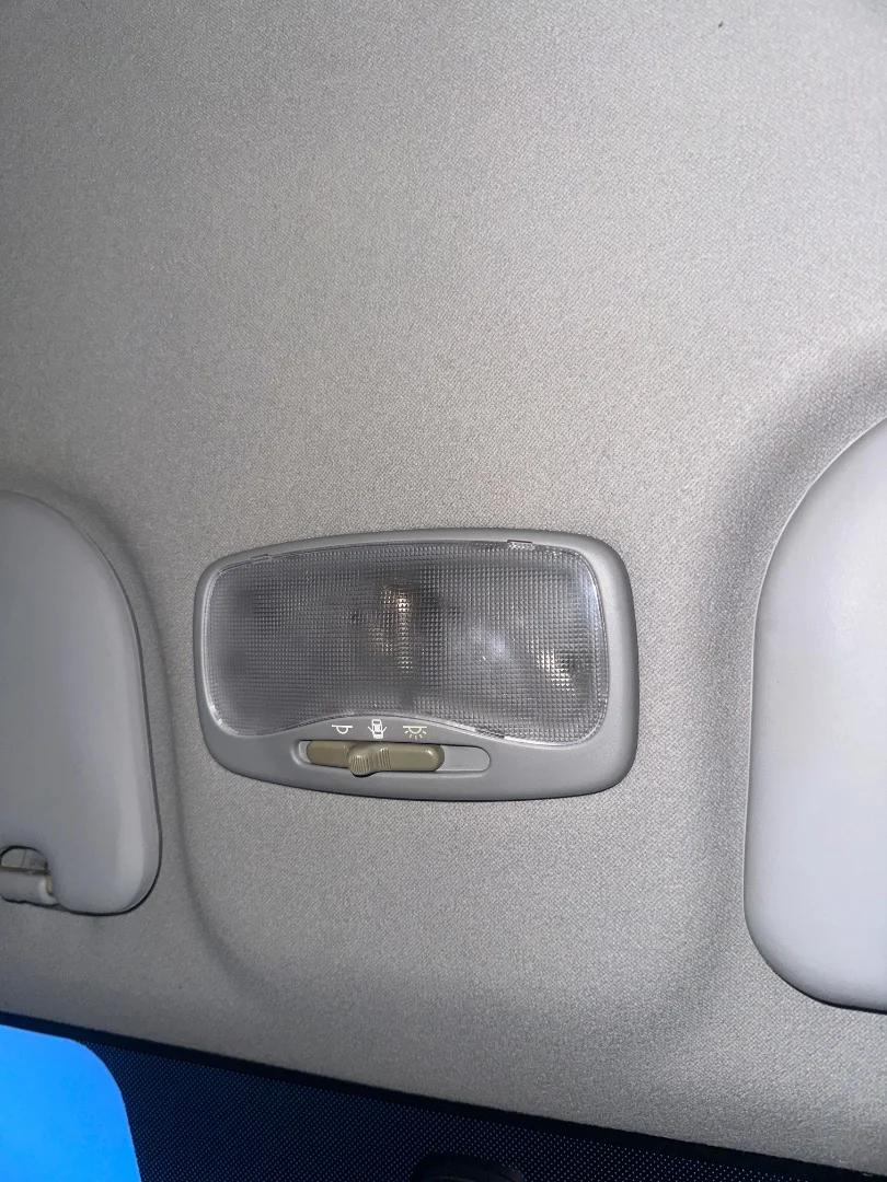 Foto de LUZ INTERIOR KIA PICANTO (SA) 1.1 CAT (65 CV / 48 KW) referencia 9280007010MG