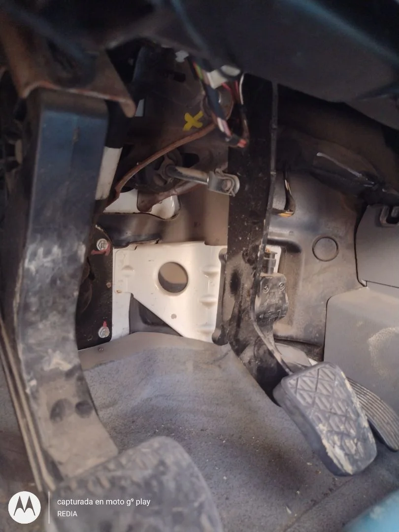 Foto de PEDAL FRENO VOLKSWAGEN CRAFTER FURGÓN (2E) 2.5 TDI DPF (109 CV / 80 KW)