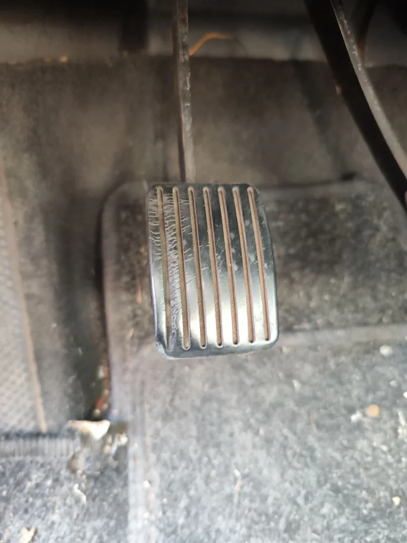Foto de PEDAL EMBRAGUE VOLVO S40 BERLINA 1.6 CAT (109 CV / 80 KW)