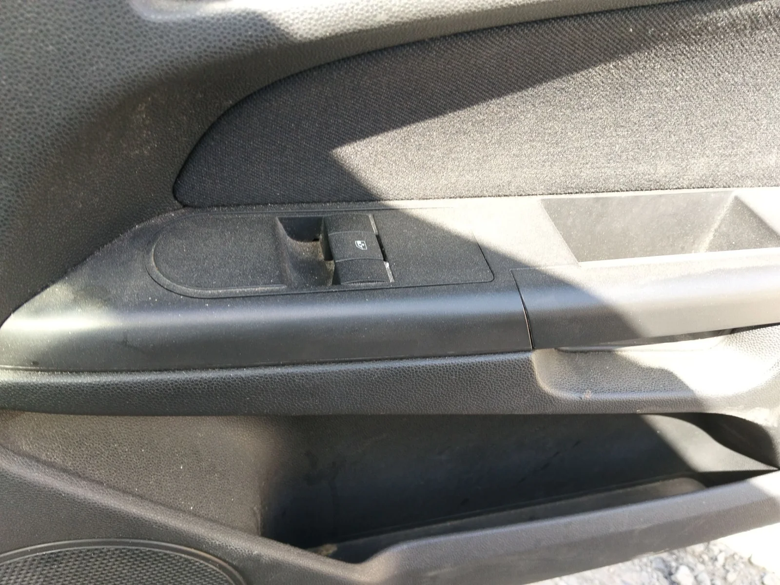 Foto de MANDO ELEVALUNAS DELANTERO DERECHO OPEL ASTRA H GTC 1.9 CDTI (120 CV / 88 KW)