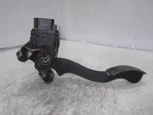 Foto de POTENCIOMETRO PEDAL FORD TRANSIT CONNECT (TC7) 1.8 TDCi CAT (75 CV / 55 KW) referencia 7T119F836CB foto 4