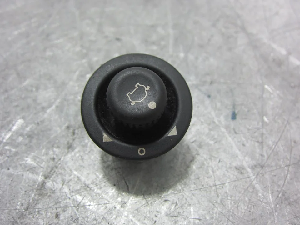 Foto de NO IDENTIFICADO FORD FOCUS FAMILIAR (CAK) 1.8 TDCi CAT (101 CV / 74 KW) referencia 93BG17B676BB